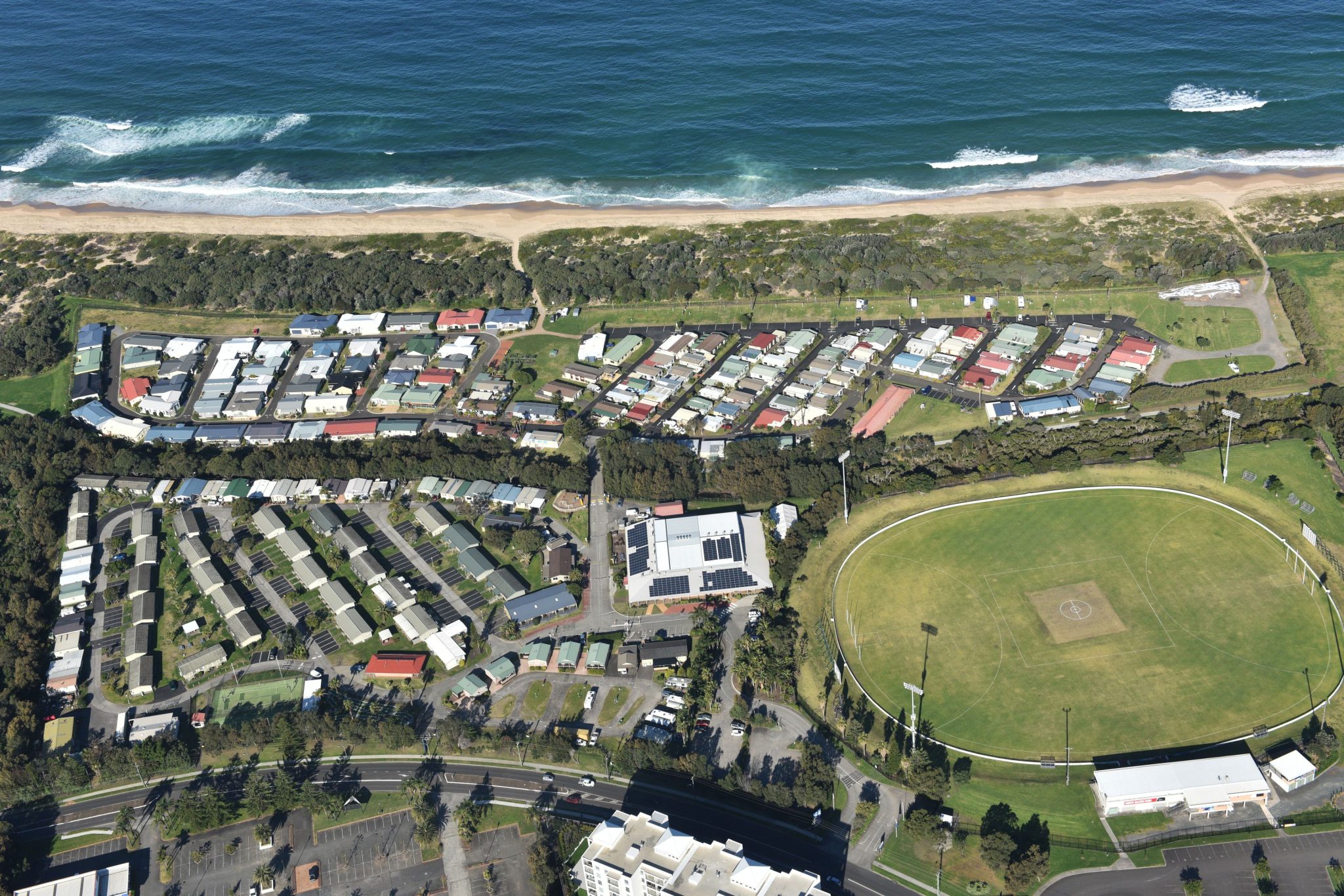 Aerial view of Wollongong Surf Leisure Resort